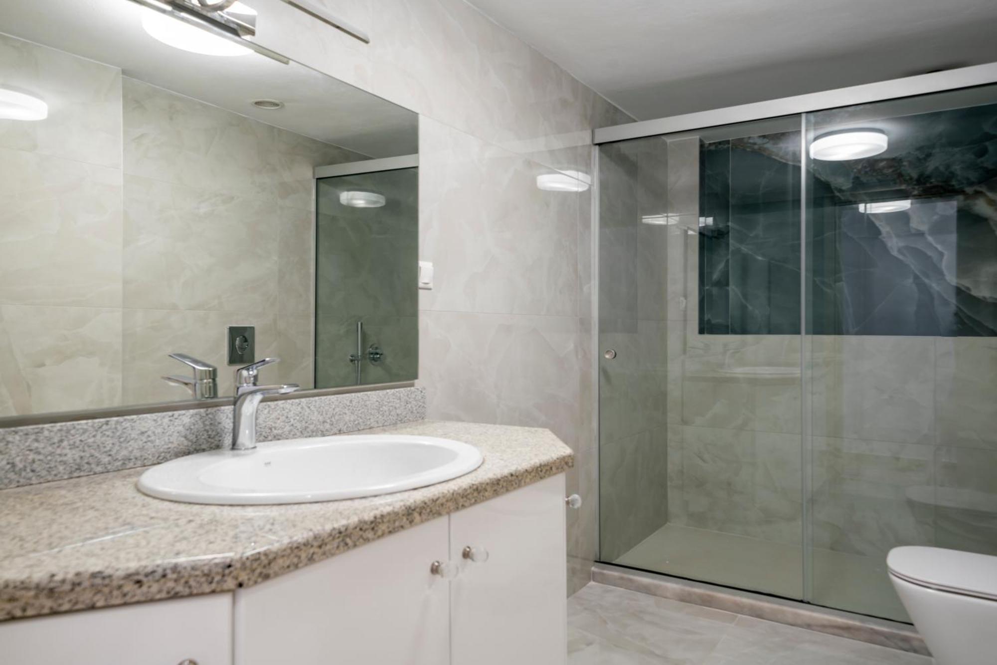 Neon 2Br Luxurious Central Apt Heraklion المظهر الخارجي الصورة
