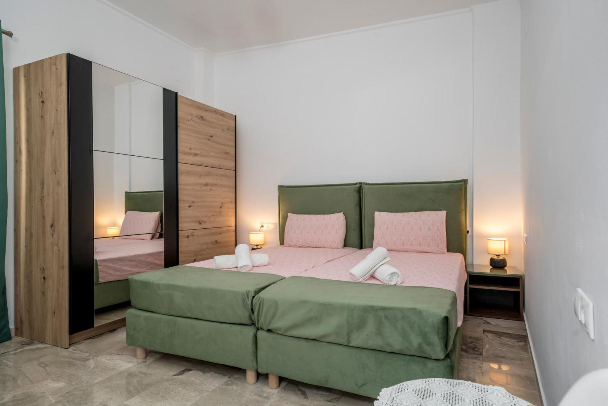 Neon 2Br Luxurious Central Apt Heraklion المظهر الخارجي الصورة