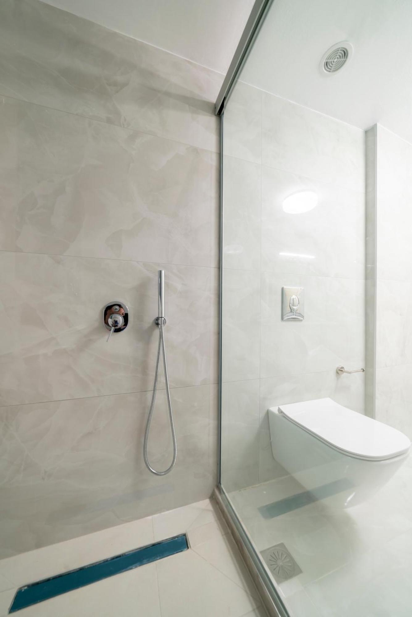 Neon 2Br Luxurious Central Apt Heraklion المظهر الخارجي الصورة