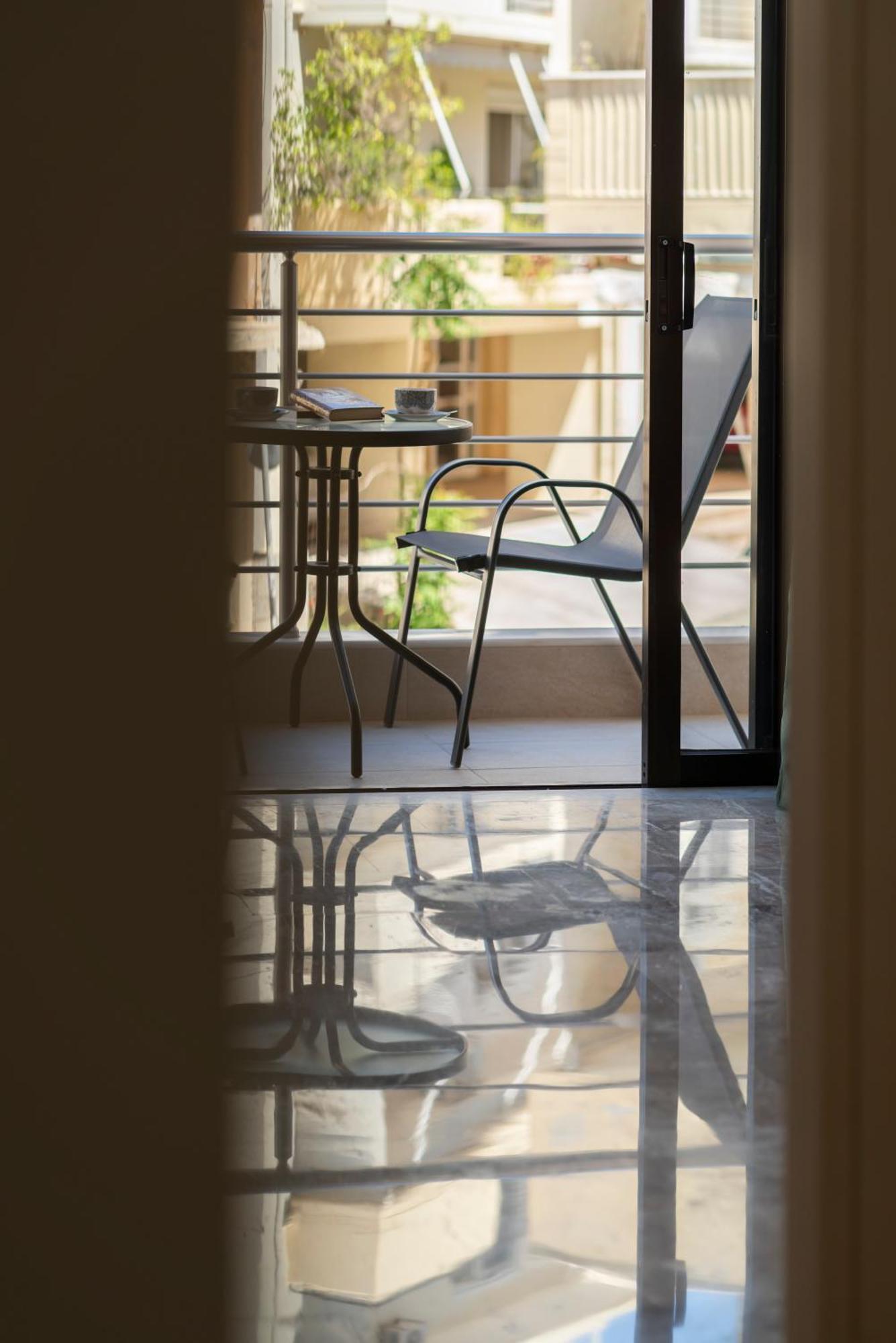Neon 2Br Luxurious Central Apt Heraklion المظهر الخارجي الصورة